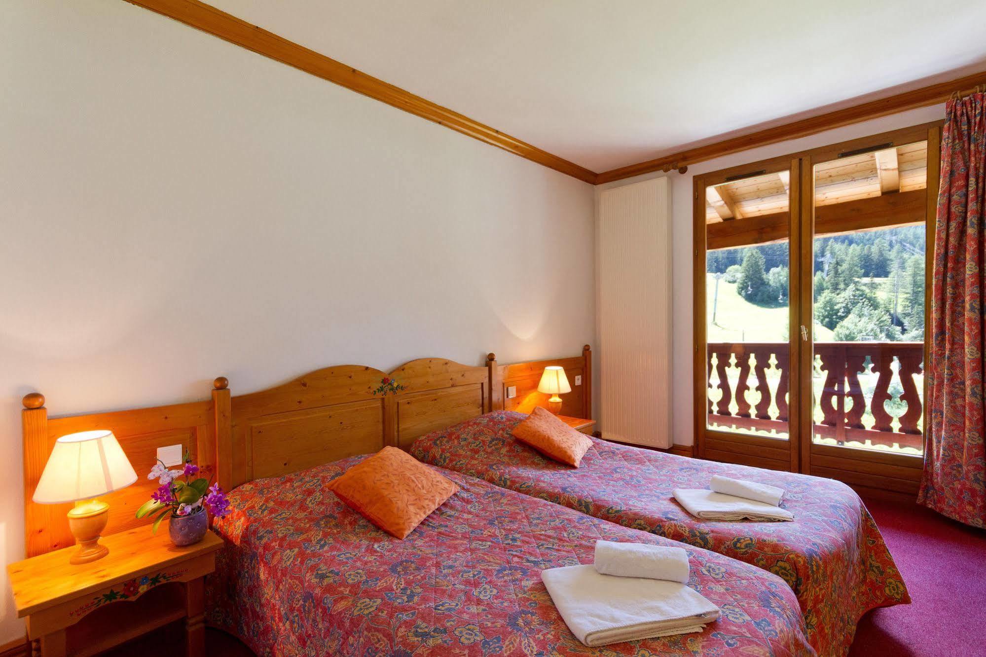 Hotel Club Mmv Le Val Cenis *** لانسليبورغ-مونت-سينيس المظهر الخارجي الصورة
