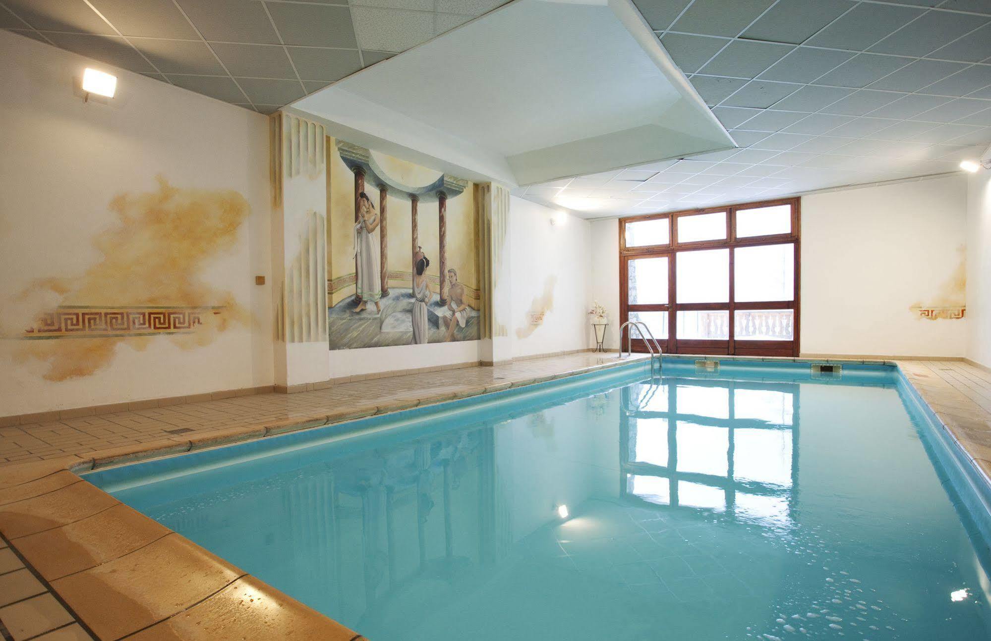 Hotel Club Mmv Le Val Cenis *** لانسليبورغ-مونت-سينيس المظهر الخارجي الصورة